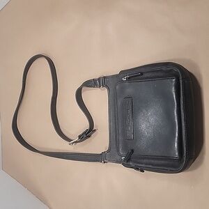 Fossil Pebbled Leather, Black Organizer, Wallet Crossbody Bag, EUC.
